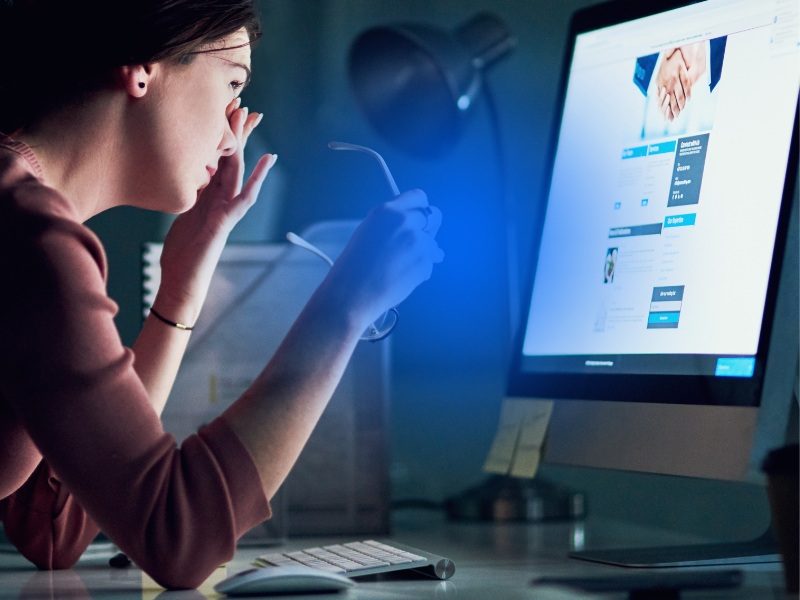 Untitled (800 x 600 px) Blue_Light_Glasses